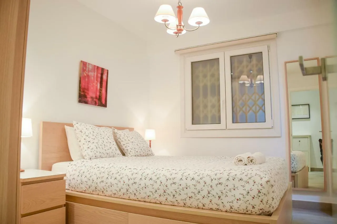 Modern & Spacious Apartment Near La Concha Bay San Sebastian