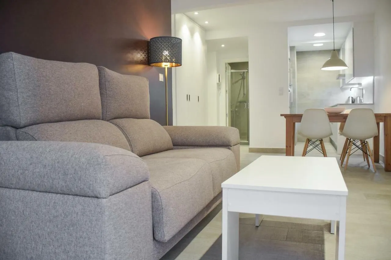 Modern & Spacious Apartment Near La Concha Bay Saint-Sébastien 0*,  Espagne